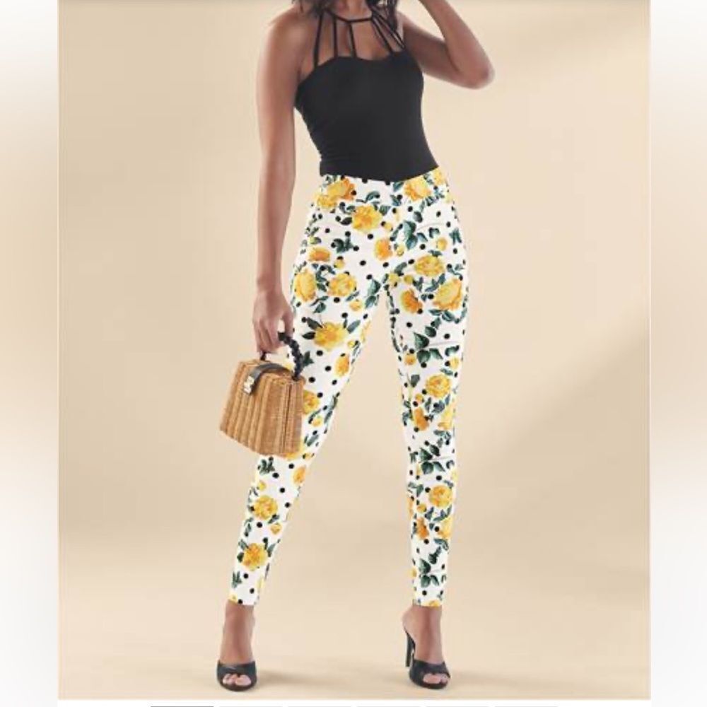 Venus Mid-Rise Slimming Stretch Jeggings‎ White Multi Sz M NWT IN PACKAGING